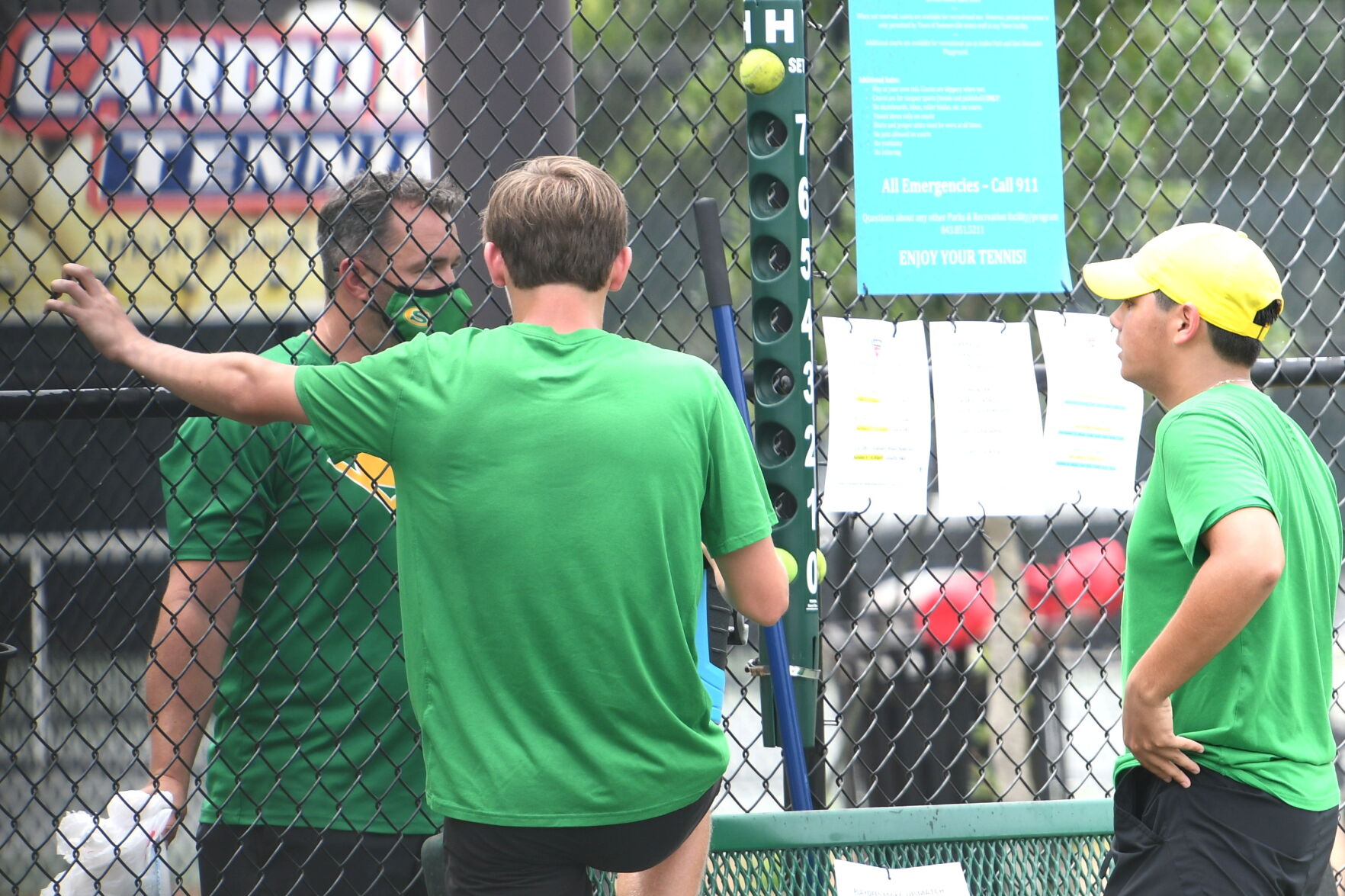 Dimuzio heads boys’ tennis all-region list